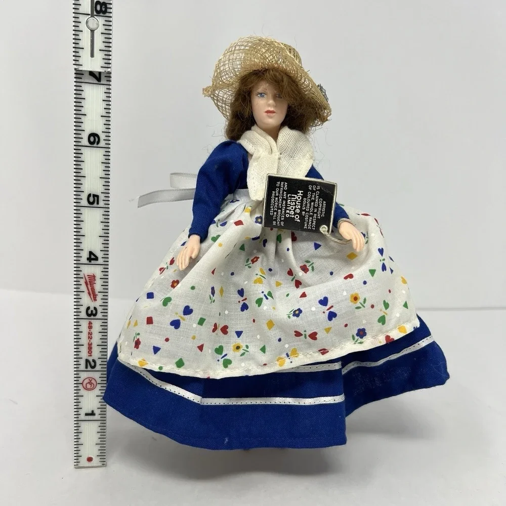Collectors Costume Dolls Peggy Nisbet Bonnie B392 Cries of London Series